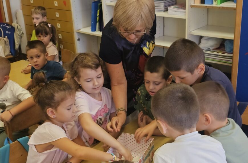Кроз игру до слова и речи: Радионица поводом Међународног дана писмености