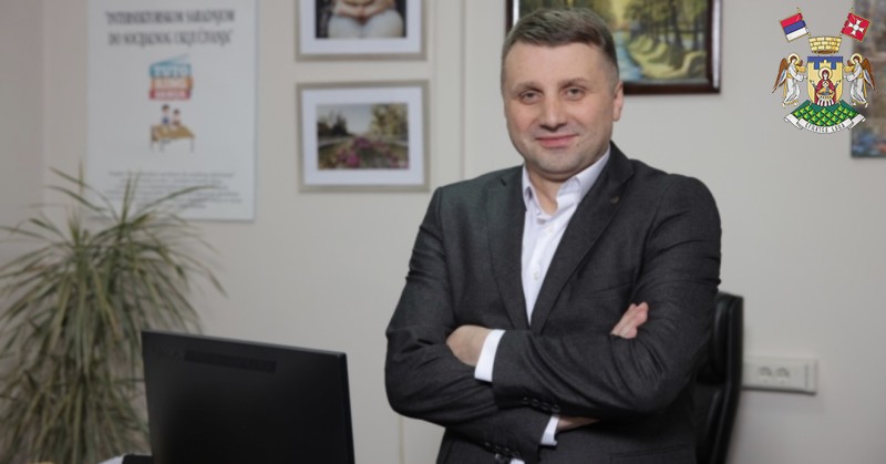 Врњачка Бања:ЗНАЧАЈНА ПОДРШКА РОДИТЕЉИМА И УЧЕНИЦИМА ВРЊАЧКА ОПШТИНА СУБВЕНЦИОНИШЕ ПРЕВОЗ СРЕДЊОШКОЛАЦА И ПОМАЖЕ ЂАКЕ ПРВАКЕ
